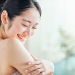 女性