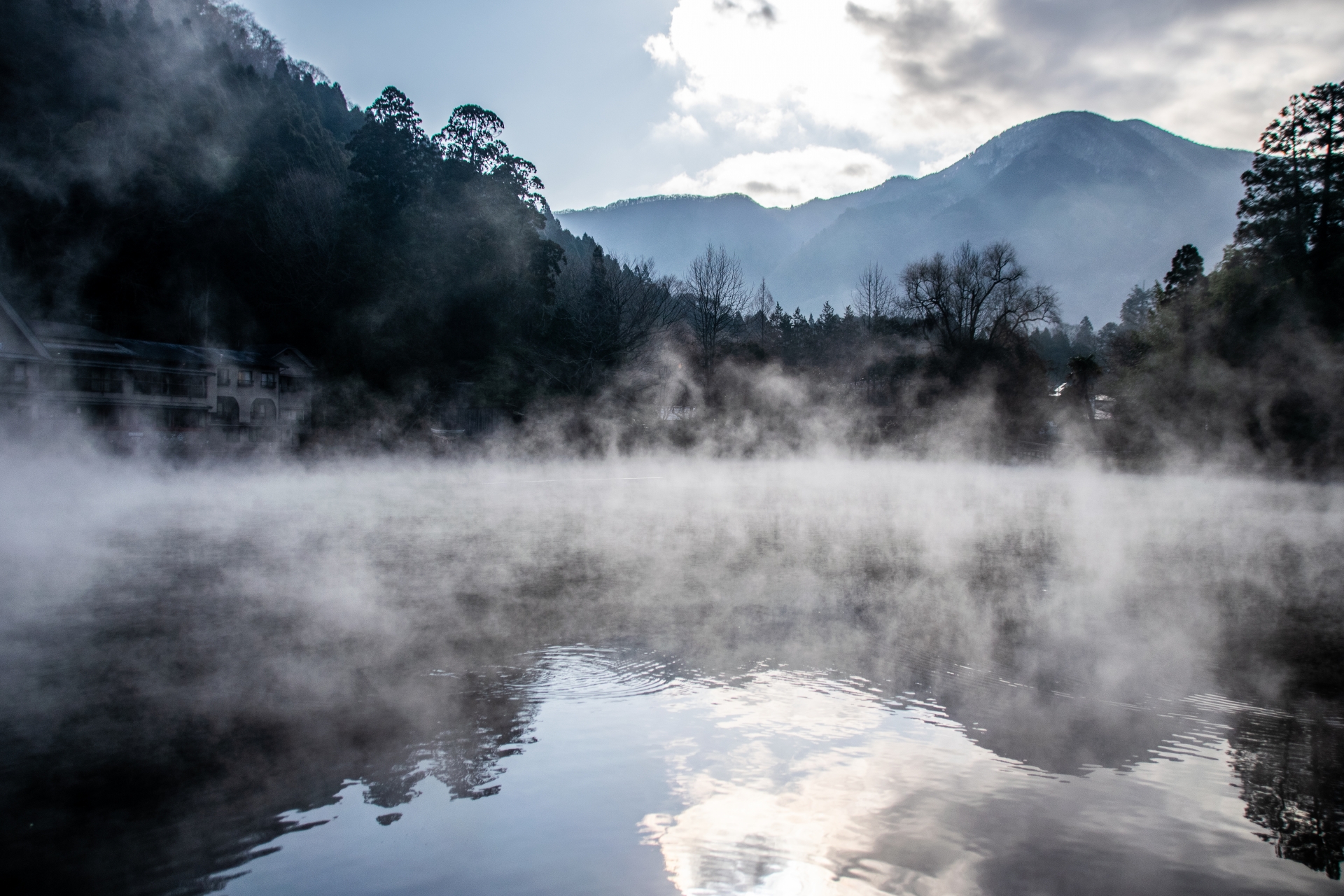 湯布院